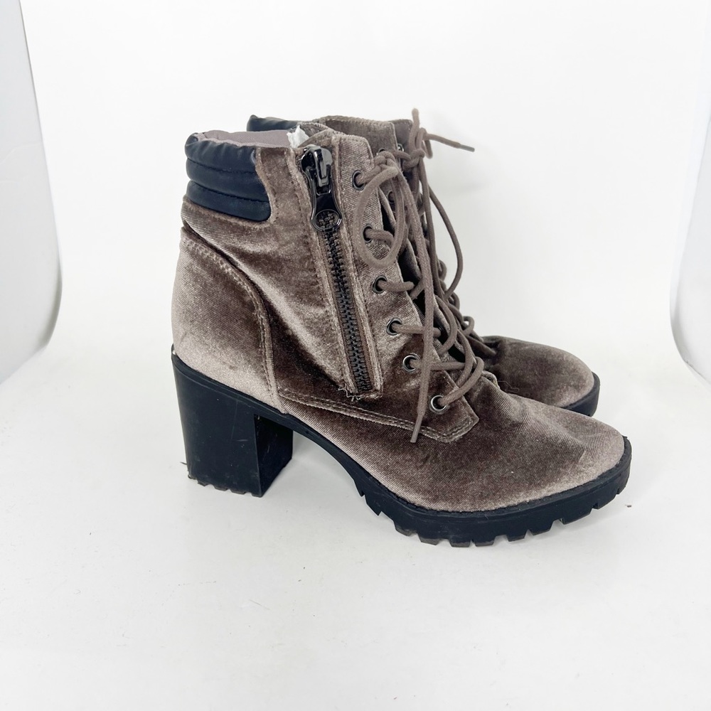 Madden Girl Velvet Combat Boots sz 7M